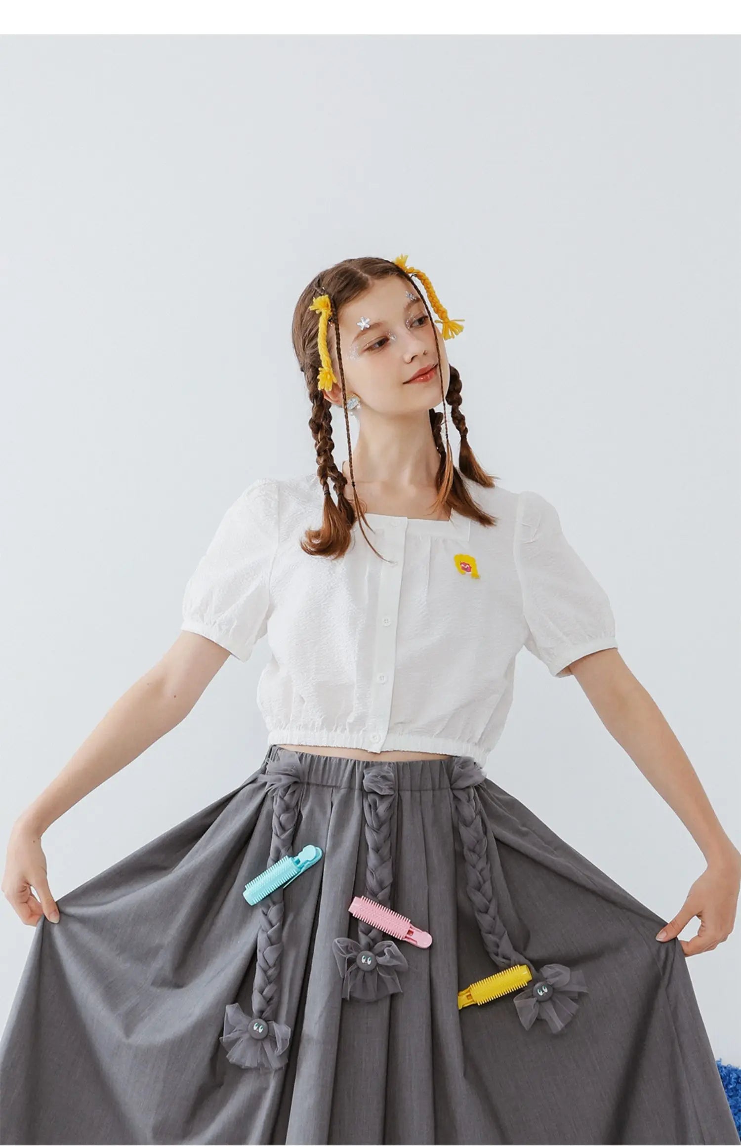 2023 Summer New Original Niche Design Women's White Cropped Shirts Crop Tops Cotton Short-sleeved Spicy Girl Short Blouse